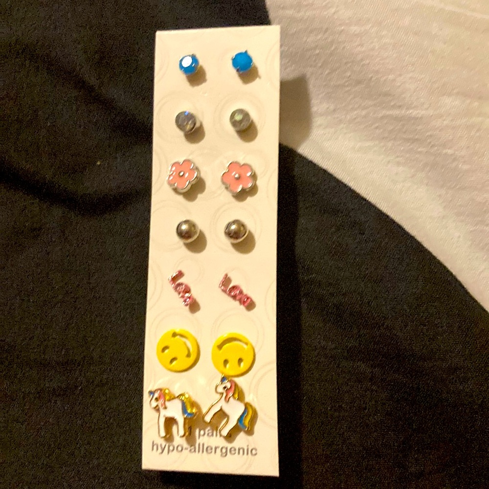 Earings